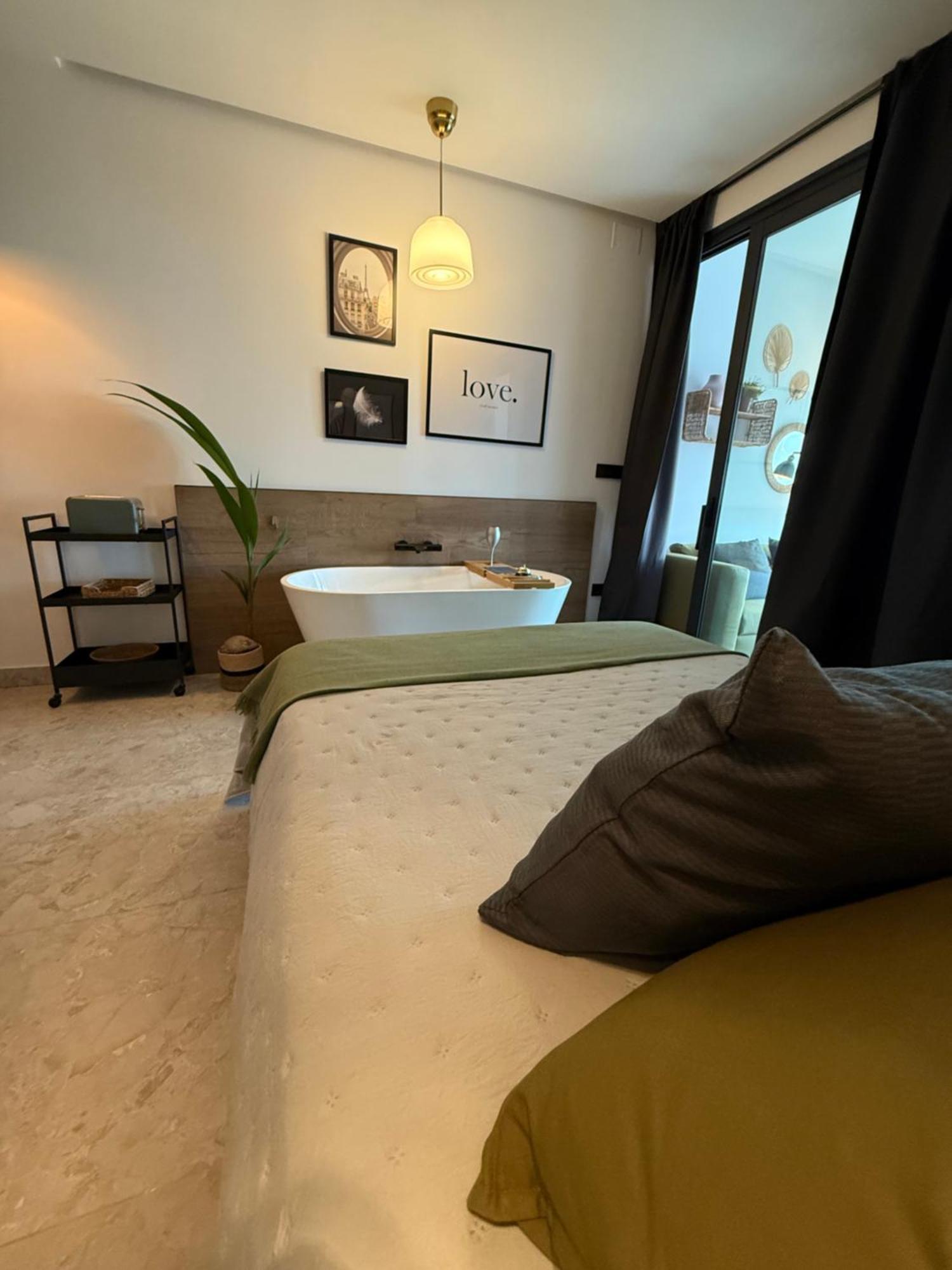 Bed and Breakfast Victoria Loft Castell de Ferro Zewnętrze zdjęcie